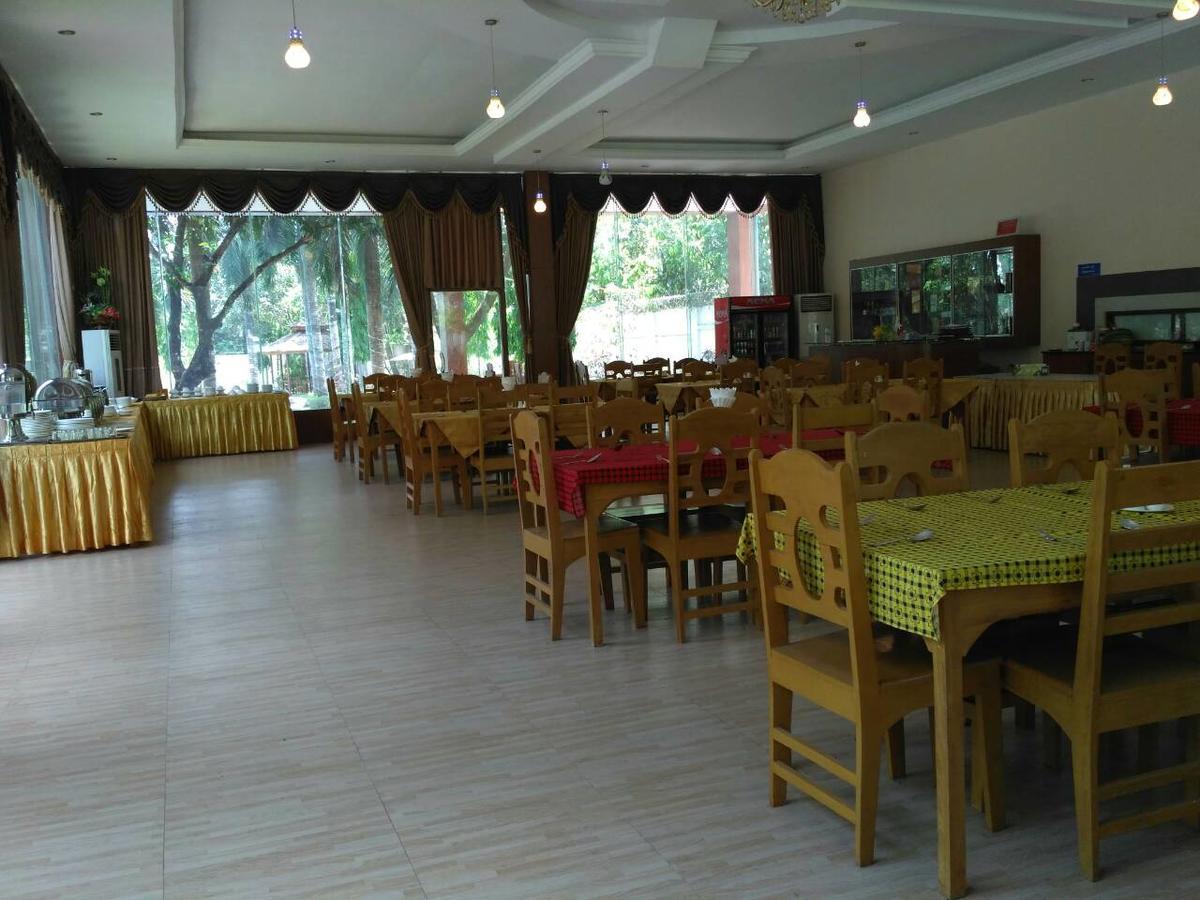 Famous Hotel Bago Exterior foto